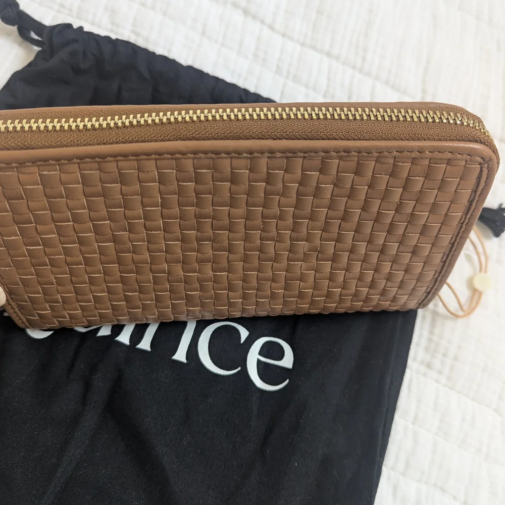 Quince Brown Woven Wallet - Picture 4 of 10